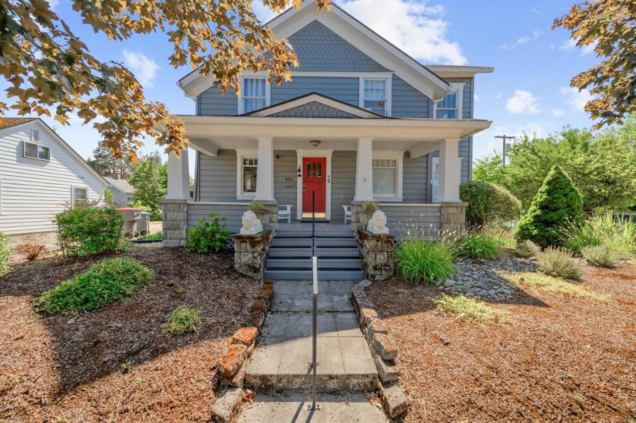 Beautiful, Historic Home, Heart Of Mcminnville. Exterior photo